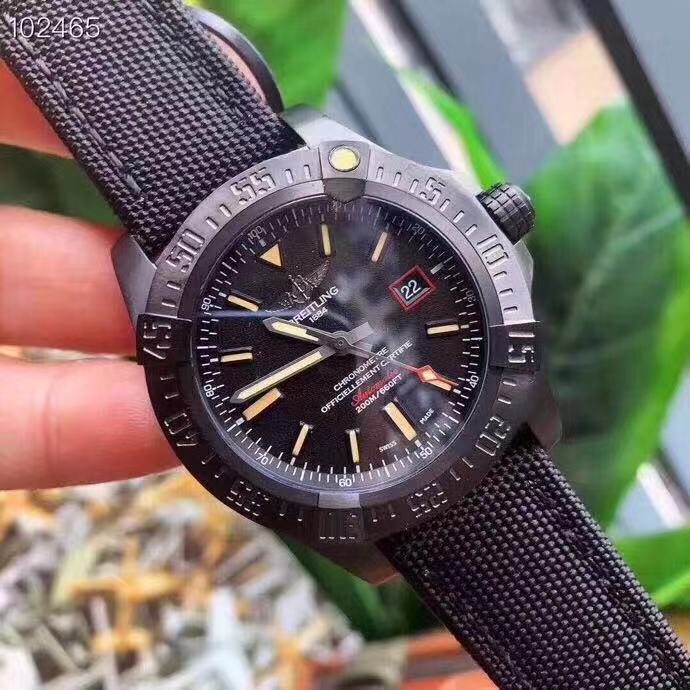 réplica de reloj Breitling Avenger BlackBird