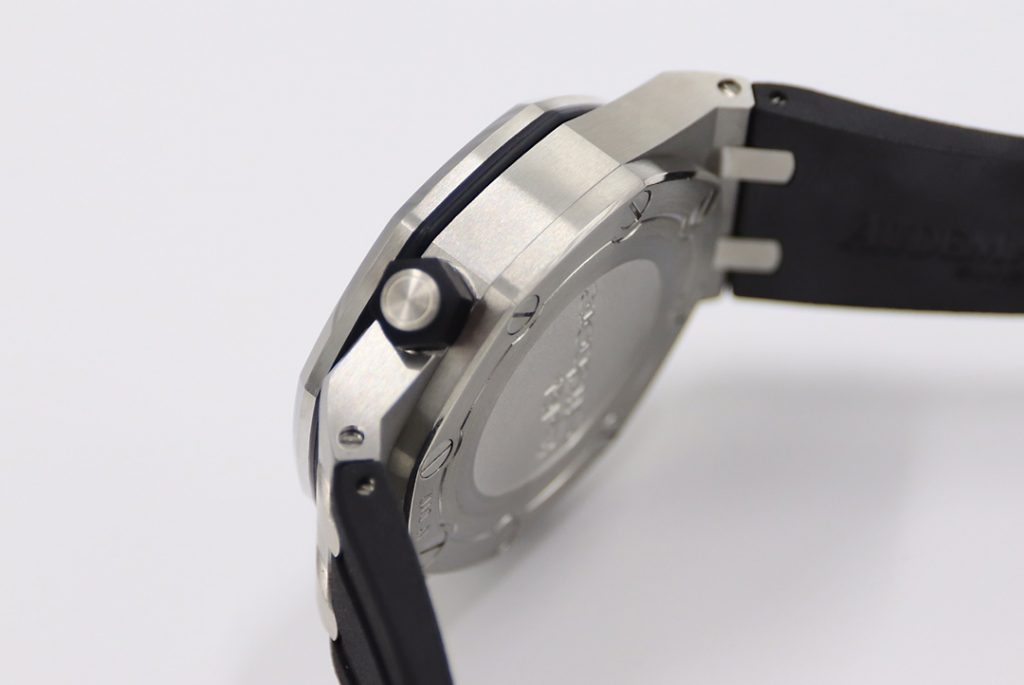 Audemars Piguet Royal Oak Offshore Diver 15703ST.OO.A002CA.01